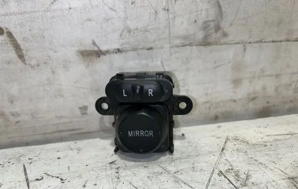 Honda FR-V Wing mirror switch SJDE010M1