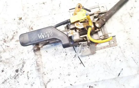 Honda FR-V Steering wheel axle