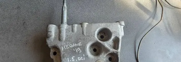 Nissan Qashqai Engine mounting bracket 112318425R