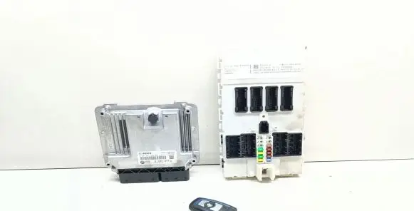 BMW 3 F30 F35 F31 Engine ECU kit and lock set 8584277 0281031635 9383178