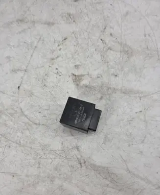 Mitsubishi Pajero Other relay MB622327 G8D391D 2263D2