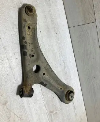 Ford Ecosport Front lower control arm/wishbone cn153042ae