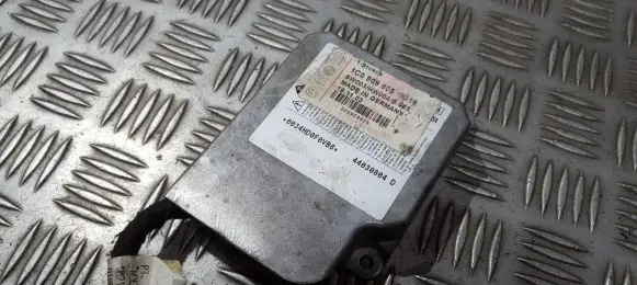 Volkswagen Golf IV Airbag control unit/module 1C0909605 44030804D
