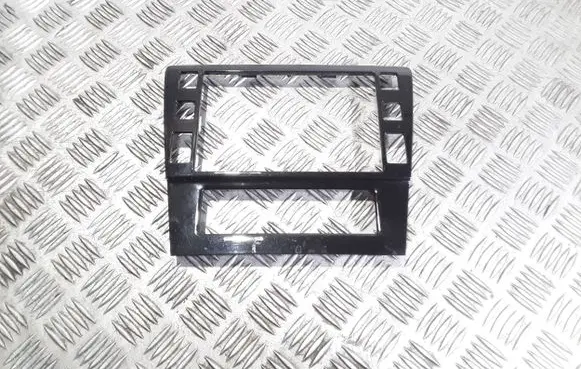 Skoda Superb B5 (3U) Radio/GPS head unit trim 3U0858069H