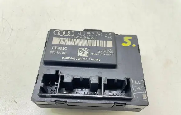 Audi Q7 4L Door control unit/module 4L0959794B