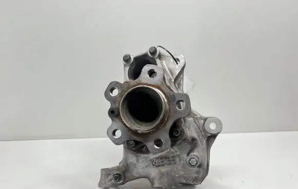 BMW Z4 g29 Front wheel hub spindle knuckle 6878613 6877201