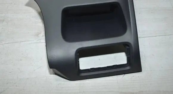 Volvo V40 Dashboard lower bottom trim panel 0205113306