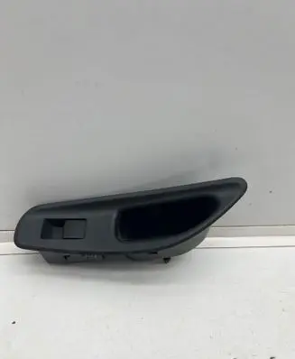 Toyota Yaris XP210 Electric window control switch 74271K0090
