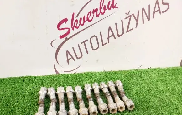 Volkswagen T-Roc Nuts/bolts 