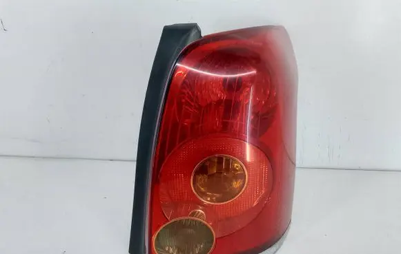 Toyota Avensis T250 Rear/tail lights