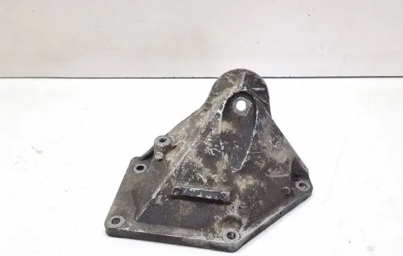 BMW 5 E60 E61 Engine mounting bracket 6761111 22116761111