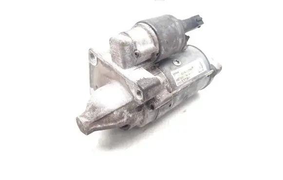 Peugeot Expert Starter motor 9832577880