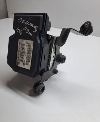Volkswagen Tiguan ABS Pump 5N0614517L 54085111A 16132014