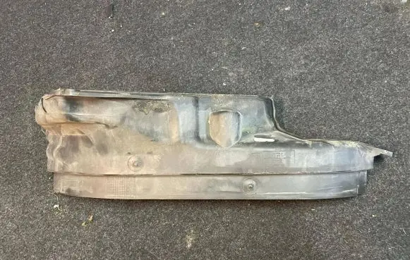 BMW 5 F10 F11 Other engine bay part 7211464 74850610