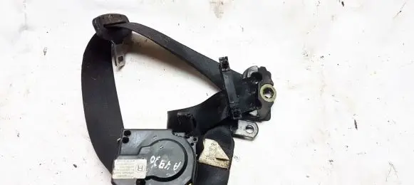 BMW X5 E53 Front seatbelt 8408752