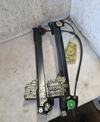 Citroen C6 Rear window lifting mechanism without motor 9650386580