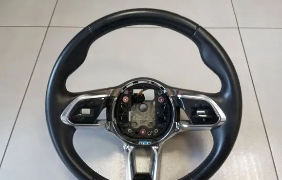 Jaguar I-Pace Steering wheel 