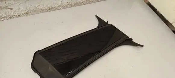 BMW i4 (B) Pillar trim (exterior) 7483005
