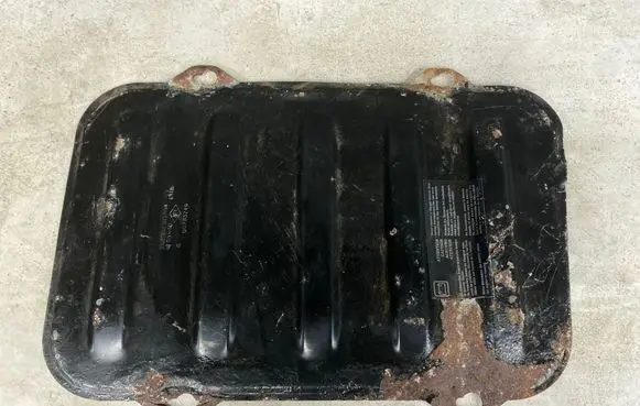 Opel Vivaro Battery box tray cover/lid 313504 65840 007113749