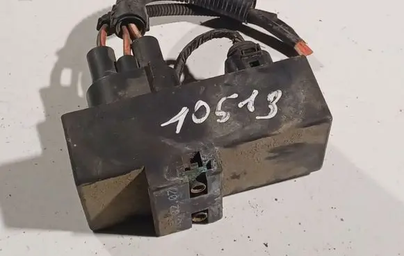 Volkswagen Polo IV 9N3 Coolant fan relay 1J0919506M