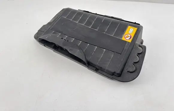 Mercedes-Benz A W176 Battery box tray cover/lid A2465410005