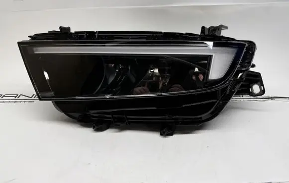 Opel Astra L Headlight/headlamp 9858777280