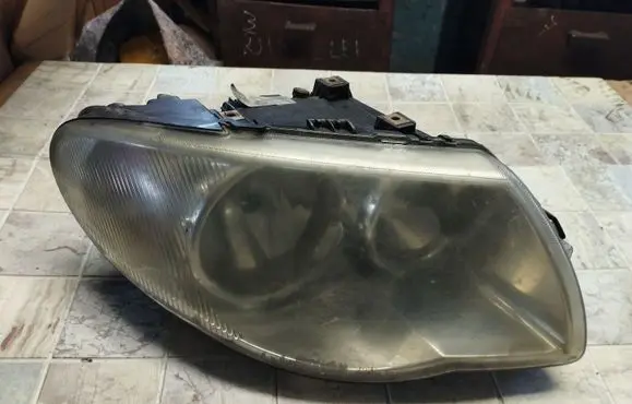 Chrysler Voyager Headlight/headlamp C4857832AC 6245200000