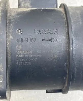Volvo XC70 Mass air flow meter 30677999 20060907