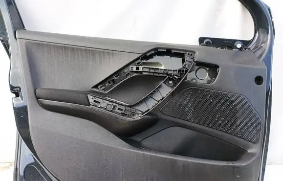 Peugeot 208 Front door card panel trim