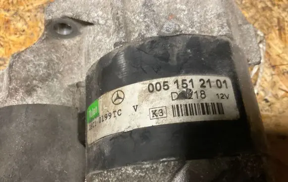 Mercedes-Benz A W169 Starter motor 0051512101 D0118