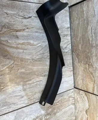 Maserati Ghibli Rear sill trim cover 6700113650