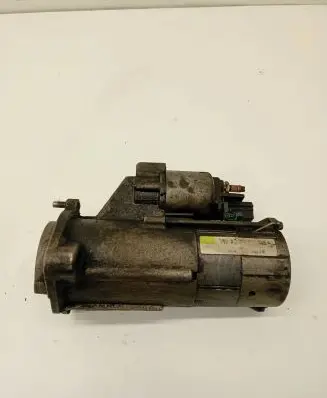 Volkswagen PASSAT B5.5 Starter motor 068911024L D7gs9