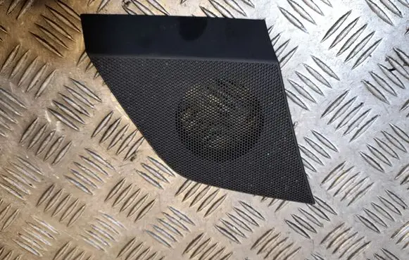 Side speaker trim/cover