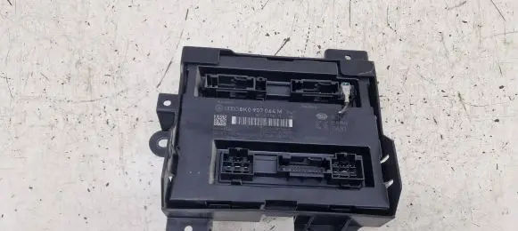 Audi A4 S4 B8 8K Comfort/convenience module 8K0907064M