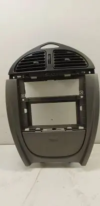 Citroen C5 Radio/GPS head unit trim 9650443077