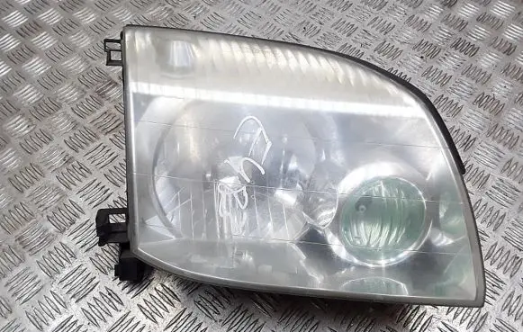 Nissan X-Trail T30 Headlight/headlamp ichikoh1669