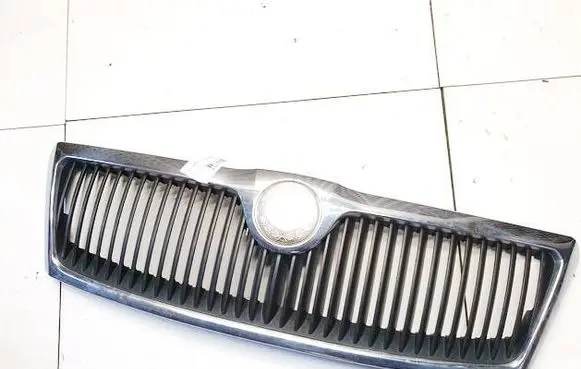 Skoda Octavia Mk2 (1Z) Front grill 1z0853668