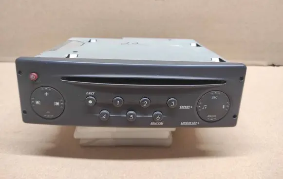 Renault Espace - Grand espace IV Radio/CD/DVD/GPS head unit 8200622634