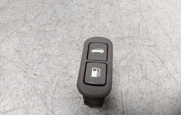 Tailgate opening switch