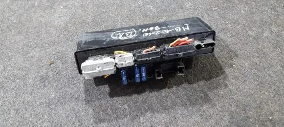 Mercedes-Benz E W210 Fuse box set