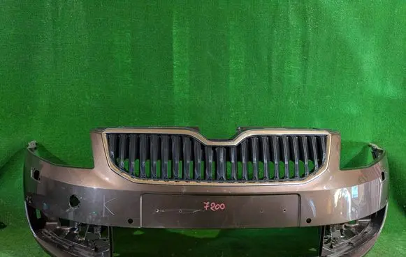Skoda Octavia Mk3 (5E) Front bumper