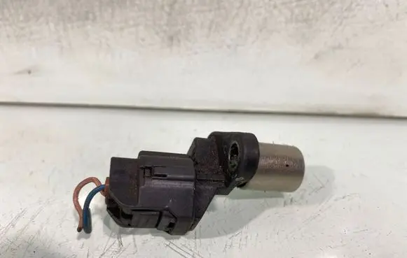 Toyota Avensis T250 Crankshaft position sensor 9091905012 0296000251