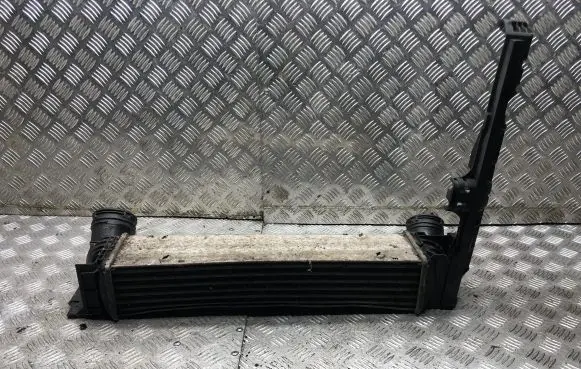 BMW 3 E90 E91 Intercooler radiator 779878802