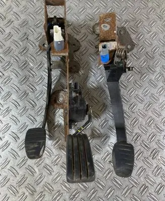 Mercedes-Benz Citan W415 Pedal assembly 465037304R
