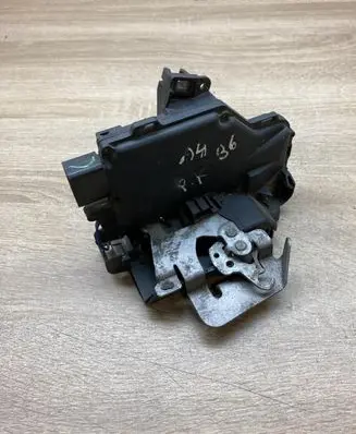Audi A4 S4 B6 8E 8H Front door lock A4B6FRONTDOORLOCK
