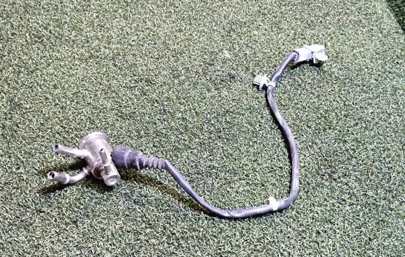Mercedes-Benz Citan II Fuel injector 208994525R
