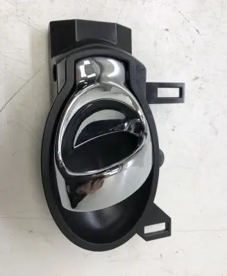 Nissan Juke I F15 Rear door interior handle