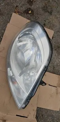 Opel Vivaro Headlight/headlamp 8200701356 89313980