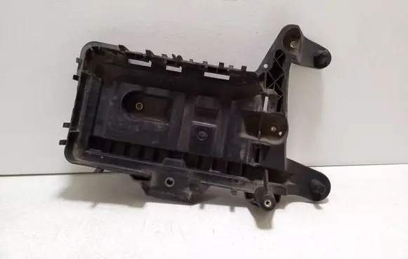 Skoda Superb B6 (3T) Battery tray 1K0915333H 1K0915325B