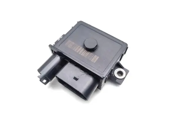 Glow plug pre-heat relay